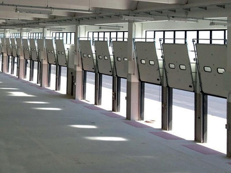 imagen referencial del servicio de puertas industriales