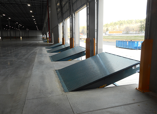 Imagen referencial del servicio rampas niveladoras